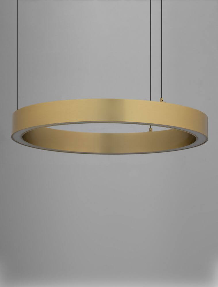 Sting LED Pendelleuchte Ø 60cm in gold mit homogenen, blendfreien LEDs für stilvolle Beleuchtung.