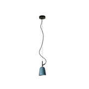 Studio Hängeleuchte Ø 16cm in Blau mit elegantem Kabeldesign und zeitgemäßem Stil.