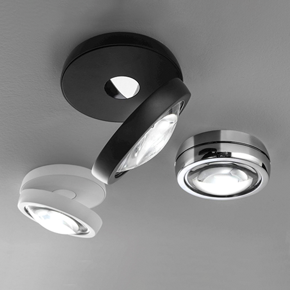 Lodes Nautilus LED Deckenlampe in Schwarz, Weiß und Chrom, drehbar für gezielte Lichtakzente.