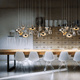 Lodes Nostalgia Glass Large 28cm LED Pendelleuchte in einem modernen Esszimmer mit eleganter Beleuchtung.
