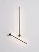 Moderne Synthesi LED Wandleuchte H 90cm 3000K mit eleganter schwarzer Oberfläche und neutralweißem Licht.