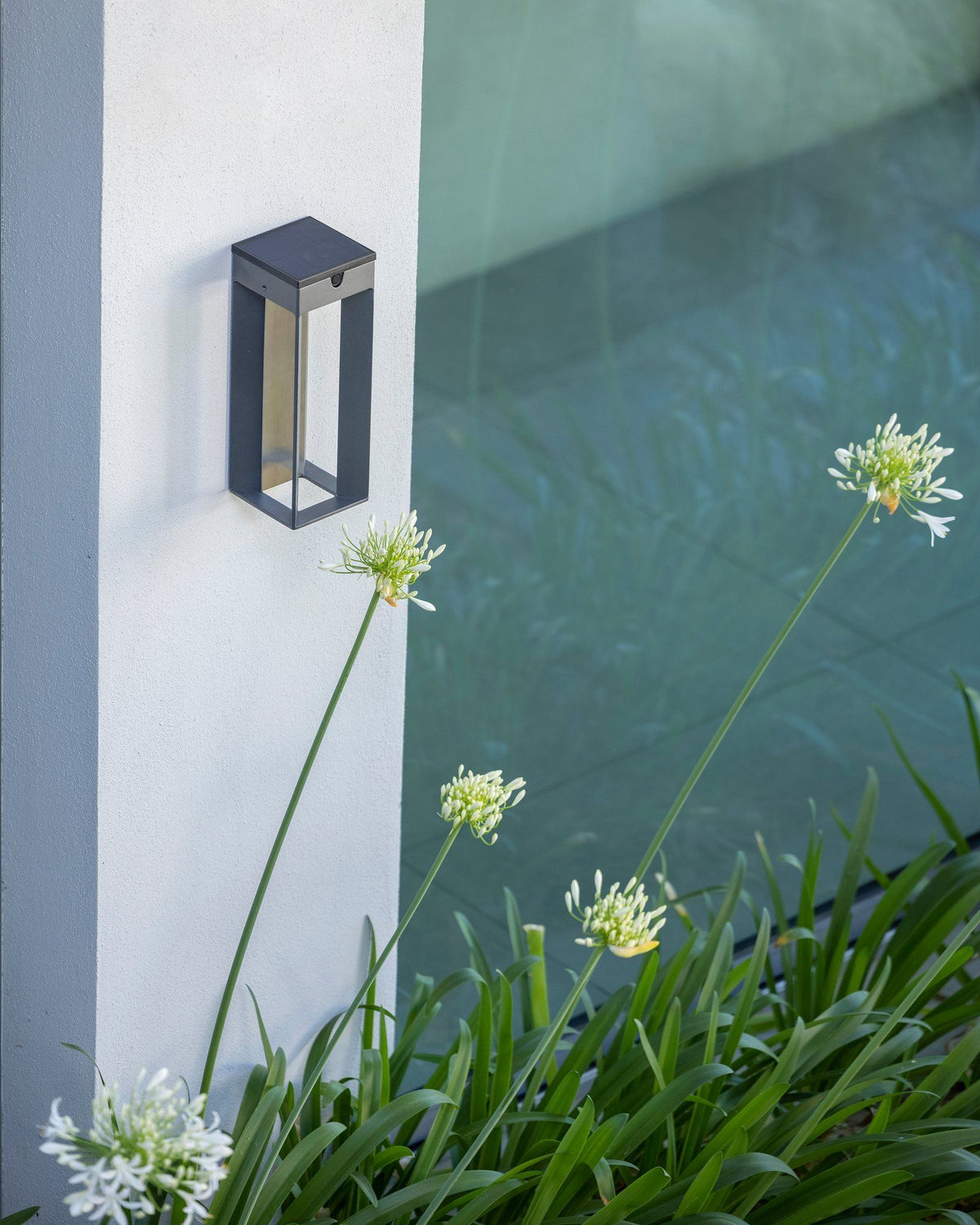 Les Jardins   LED-Solar-Wandleuchte Blade