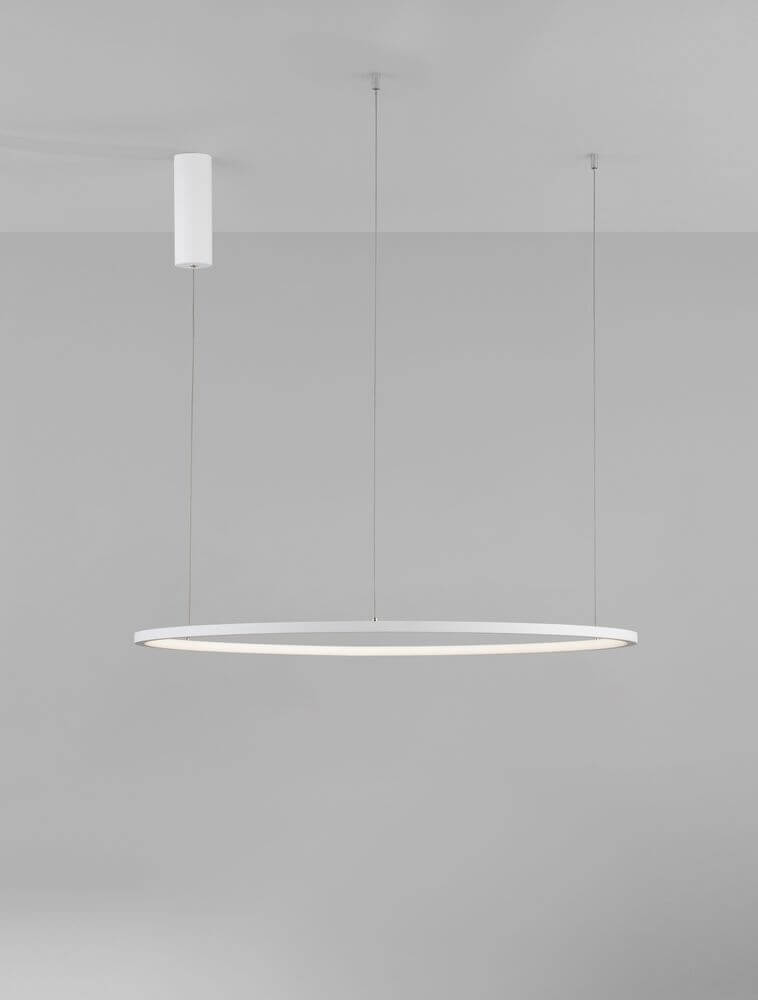 Tarquin LED Pendelleuchte Ø 80cm 3000K mit modernem Design und stufenlos dimmbarer Beleuchtung.