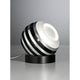 Tecnolumen LED-Tischlampe Bulo Ø16cm in modernem Design mit Aluminium und satinierter Glasoberfläche.