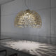 Terzani Core Design-Hängelampe Halbrund Ø 70cm in modernem Raum mit beeindruckenden Licht- und Schatteneffekten.