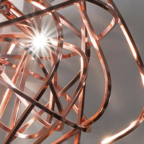 Nahaufnahme der Terzani Doodle Design-Stehlampe 180cm mit handgefertigten Kupferdrähten.