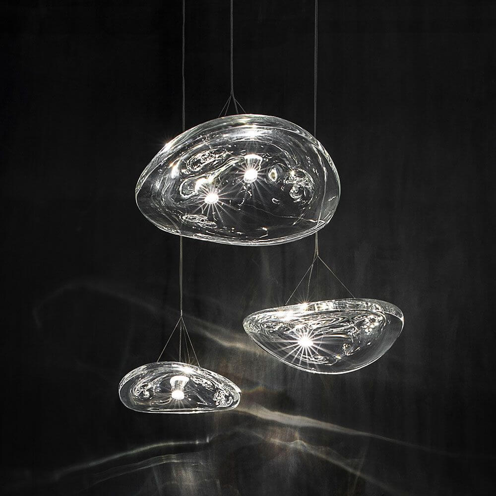 Terzani Manta LED Design-Hängeleuchte 3er in kunstvollem Kristalldesign, schwebend im Raum.