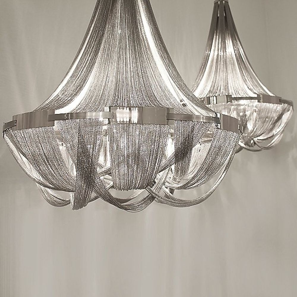 Terzani Soscik Design-Lüster Ø 95cm in modernem Design mit vernickeltem Rahmen und metallischen Ketten.