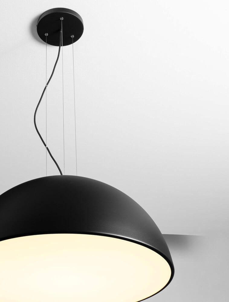 Tholos Pendelleuchte E27 3-flammig in Schwarz und Weiß, modern, elegant, für stilvolle Innenräume.