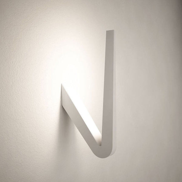 Aplique de pared Rotaliana Tick LED de 29 cm en blanco con forma moderna, montado en la pared, proporciona una agradable luz indirecta.