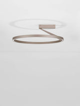 Tilia LED Deckenleuchte Ø 60cm in Mocca Coffee, modernes Design mit klaren Linien und eleganten Formen.