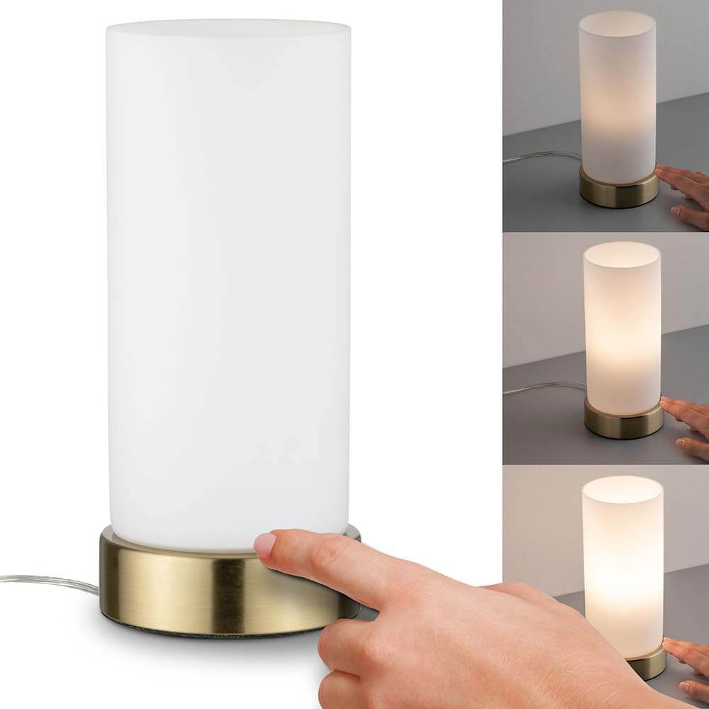 Tischleuchte Pinja mit Touch-Schalter Weiß, Messing - modernes Design mit kupferfarbenem Sockel und Opalglas-Schirm.
