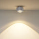 LED Deckenlampe Puk Maxx Plus an der Decke mit warmem Lichtstrahl