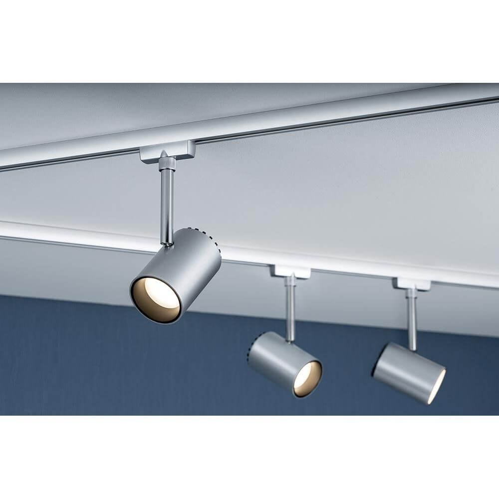 URail LED-Spot 5W Shine 230V an einer Schienenleuchte mit modernem Design in Silber.