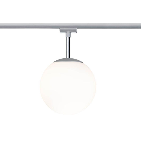 URail Spot Ceiling Globe Small E14 som central loftbelysning i moderne rumdesign.