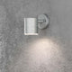 Ull LED Wegeleuchte 3000K galvanisierter Stahl, Polycarbonat Glas an grauer Wand montiert.