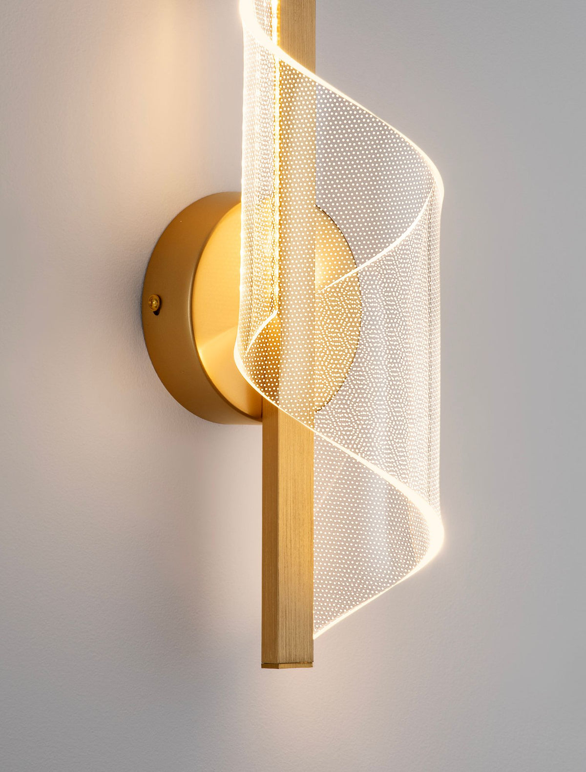 Valentin LED applique 3000K avvolta in oro (7)