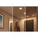 VariFit Areo LED Einbaupanel mit 3-Stufen-Dimmer Ø 23cm Chrom in einem modernen Eingangsbereich.