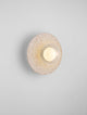 Vrahos Wandleuchte G9 Ø 29,5cm Beton Beige an einer Wand, modernes Design mit warmem Licht.
