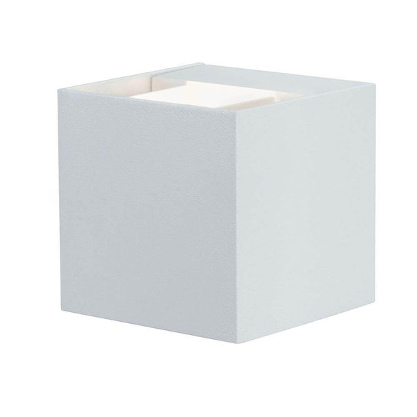 Wandaufbauleuchte LED Cybo eckig 2x3W weiß 80x80mm in quadratischem Design mit variablen Lichtakzenten.