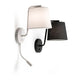 Wandlampe BERNI Schwarz, stilvolle Wandleuchte mit zwei farbigen Lampenschirmen in Schwarz und Weiß.