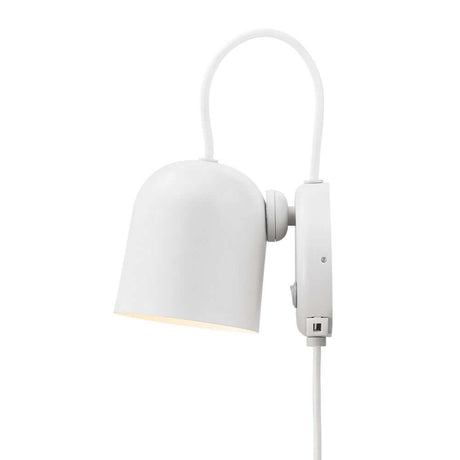 Wandleuchte Angle in Weiß mit flexiblem Lampenschirm für modernes Lichtdesign