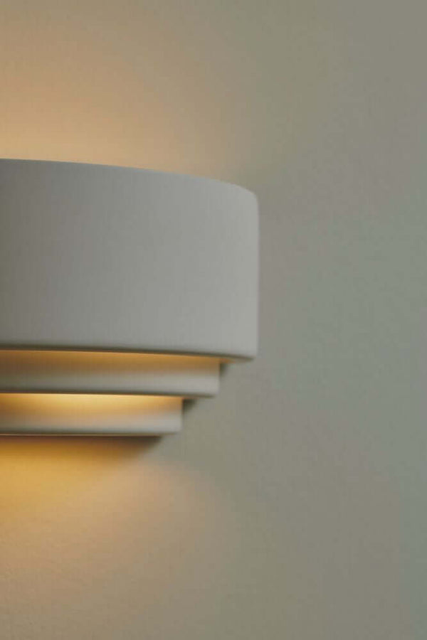 Wandleuchte Lancio Oblong mit abgerundetem Design und diffusem, gemütlichem Licht