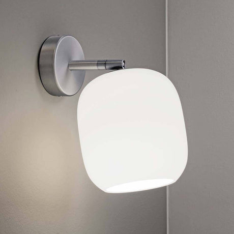 Casablanca Wandstrahler Murea Ø 13cm an der Wand montiert, elegantes Design in Weiß.