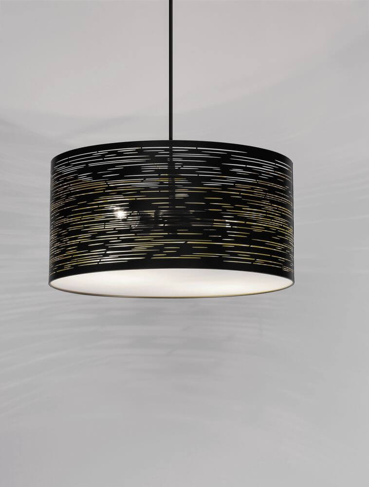 Zane Pendelleuchte Schwarz, Gold mit modernem Design und warmem Goldton, erstellt eine einladende Atmosphäre.