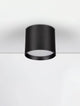 Ziaza LED Deckenleuchte Ø 10cm 3000K in elegantem, schwarzem Design an der Decke installiert.