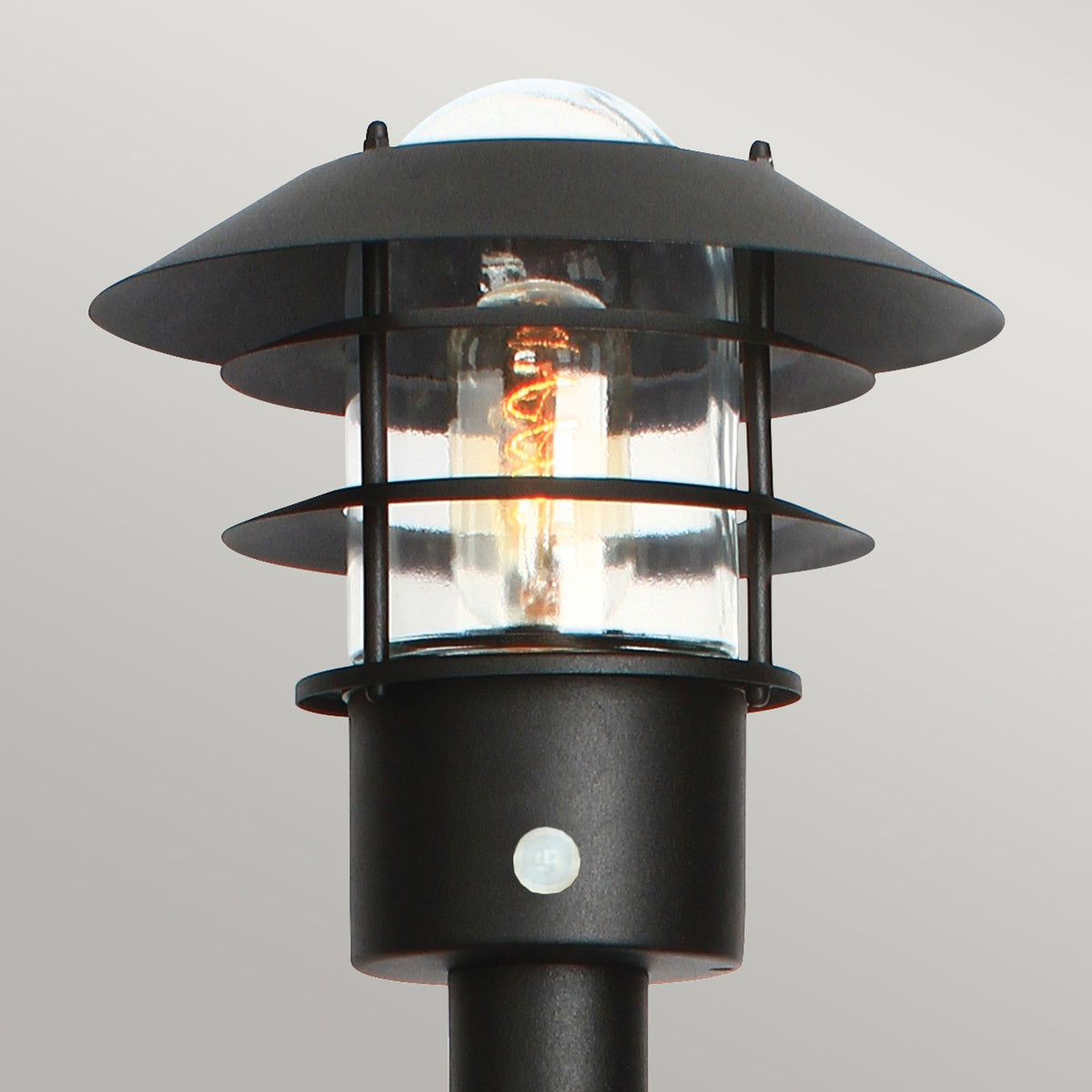 Paletto luminoso Helsingor a 1 luce PIR IP44 Nero 100cm (2)