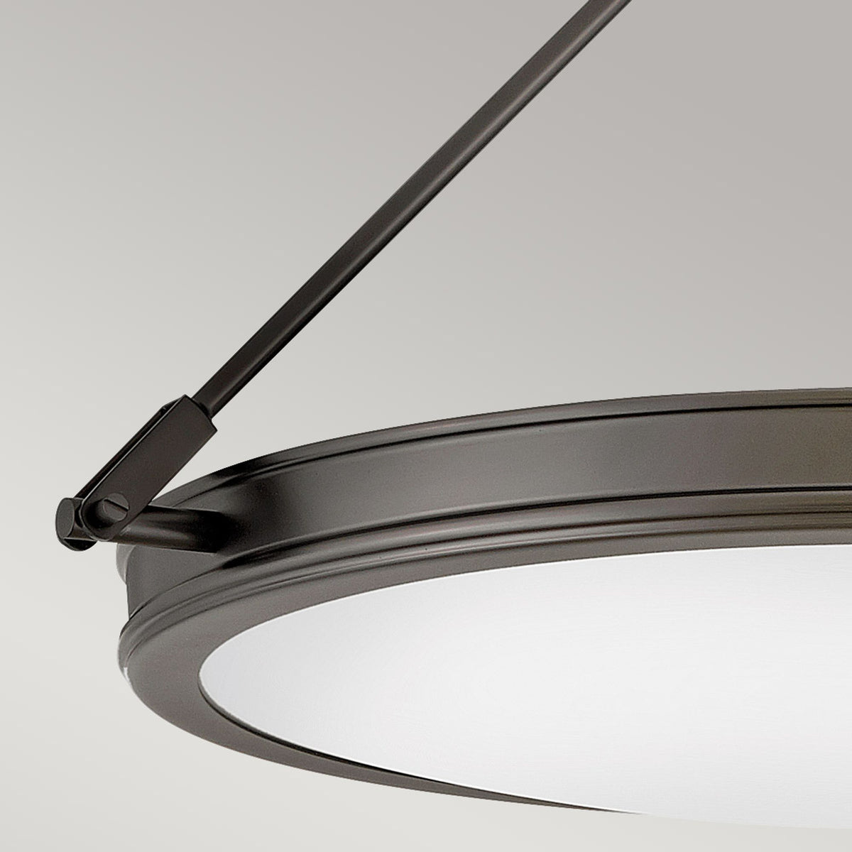 Deckenleuchte Collier 4-flammig Ø 56cm (4)