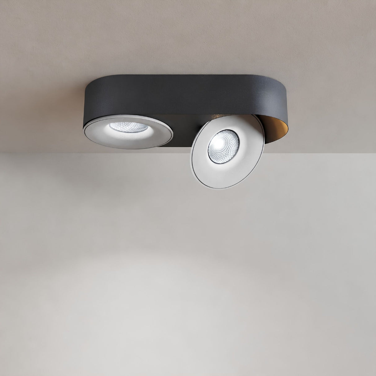 s.luce Santa Duo LED faretto da superficie orientabile e dimmerabile 