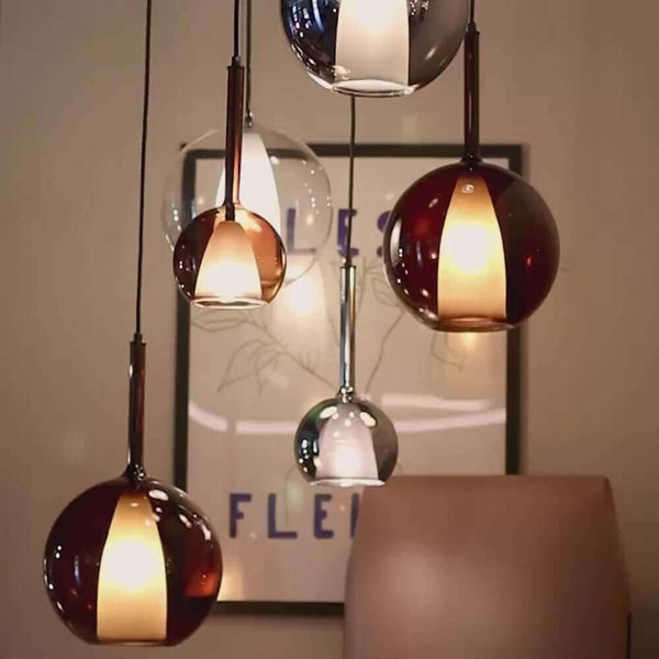 s.luce Belluna Galerieleuchte 8-flammig Ø 80cm Baldachin mit mundgeblasenen Glaskörpern in verschiedenen Farben.