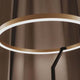 s.luce Ring LED-Stehleuchte Ø 60cm mit Touchdimmer, eleganter Aluminium-Ring in gold.