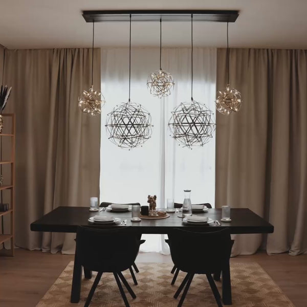 s.luce Atom LED Esstisch-Pendelleuchte 2 bis 5-flammig Balken 120cm über schwarzem Esstisch