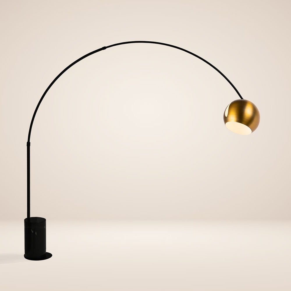 Ball Design-Bogenlampe mit Marmorfuß modern