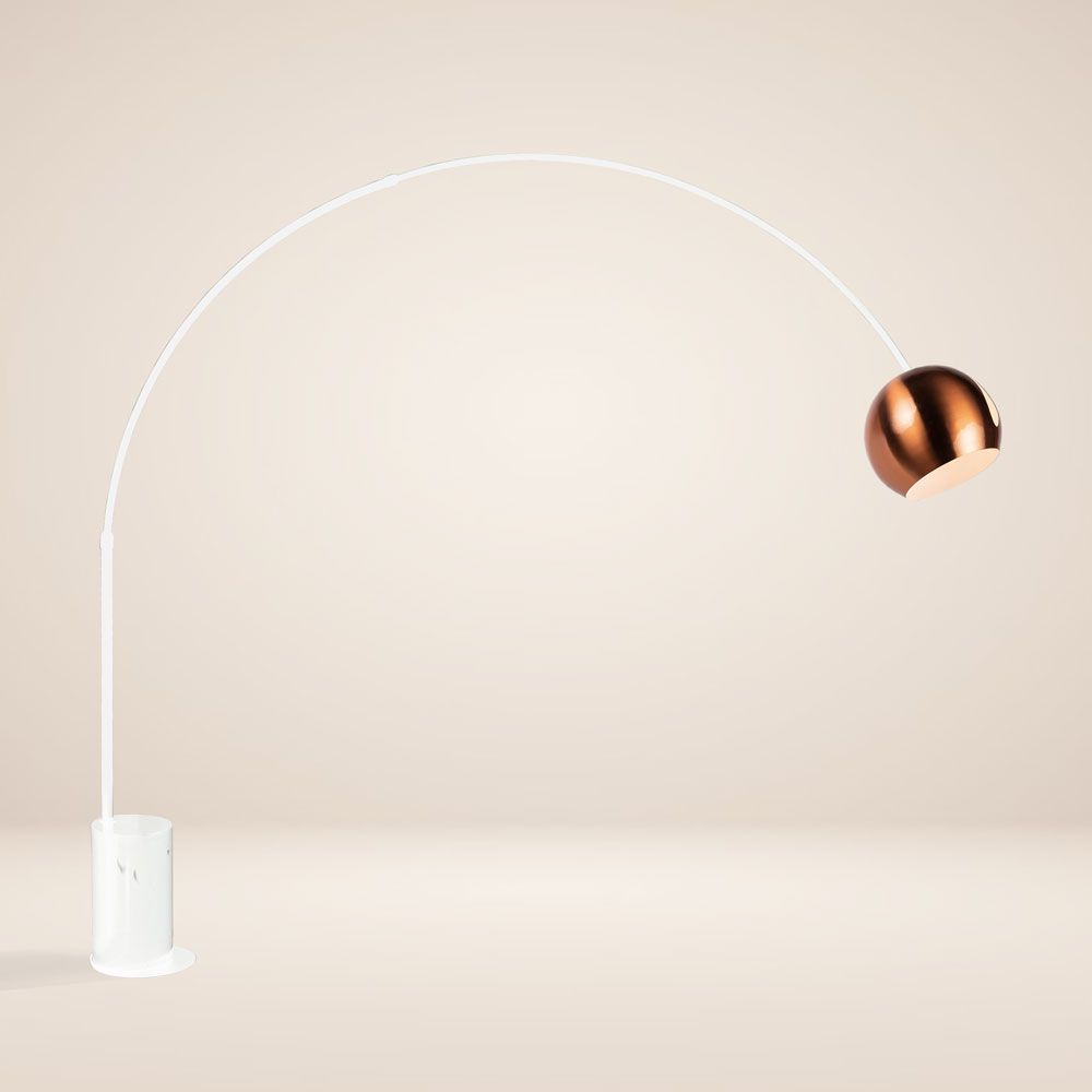s.luce Lampa łukowa w kształcie kuli z nowoczesną marmurową podstawą