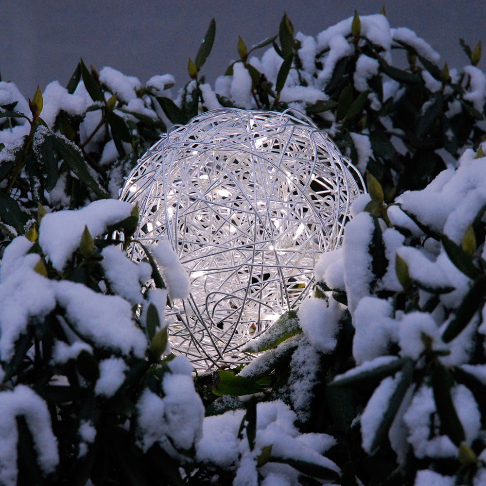 Boule de fil à LED en mailles à l'intérieur et à l'extérieur blanc chaud