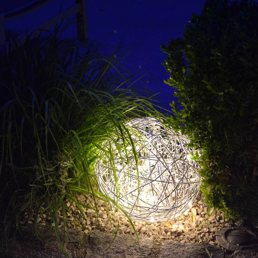 Boule de fil à LED en mailles à l'intérieur et à l'extérieur blanc chaud