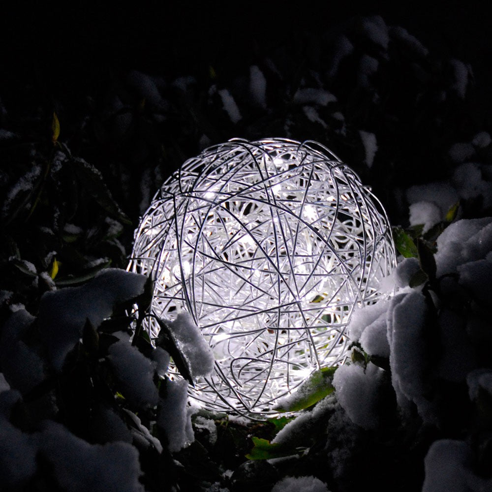 Boule de fil à LED en mailles à l'intérieur et à l'extérieur blanc chaud