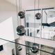 s.luce Umbau Smart Light für Hochvolt-Leuchten 230V im modernen Wohnraum mit eleganten Lampen.