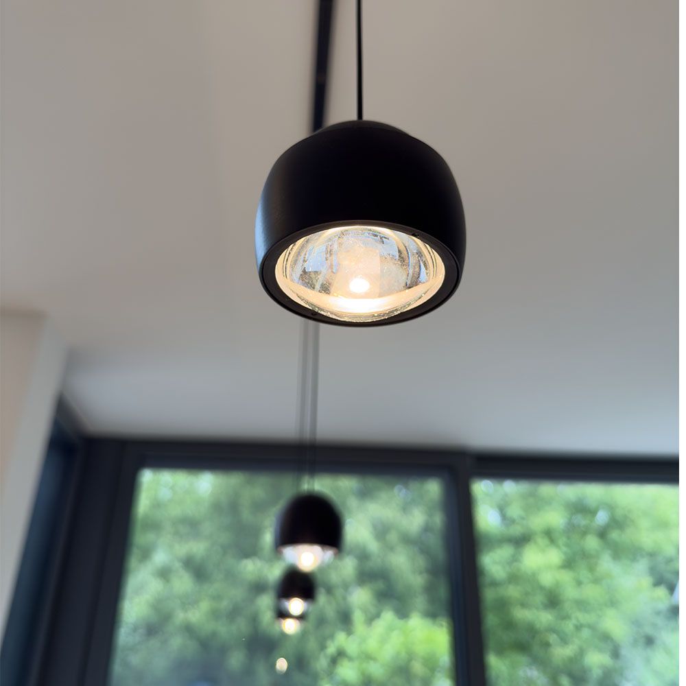 s.luce Beam LED pendant light 1-circuit track system End feeder