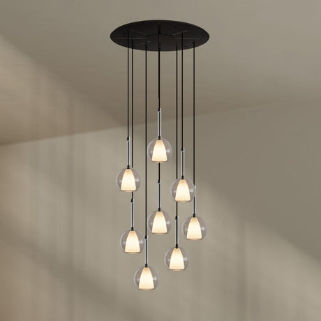s.luce Belluna Galerieleuchte 8-flammig Ø 80cm Baldachin mit acht mundgeblasenen Glaskörpern in elegantem Design.