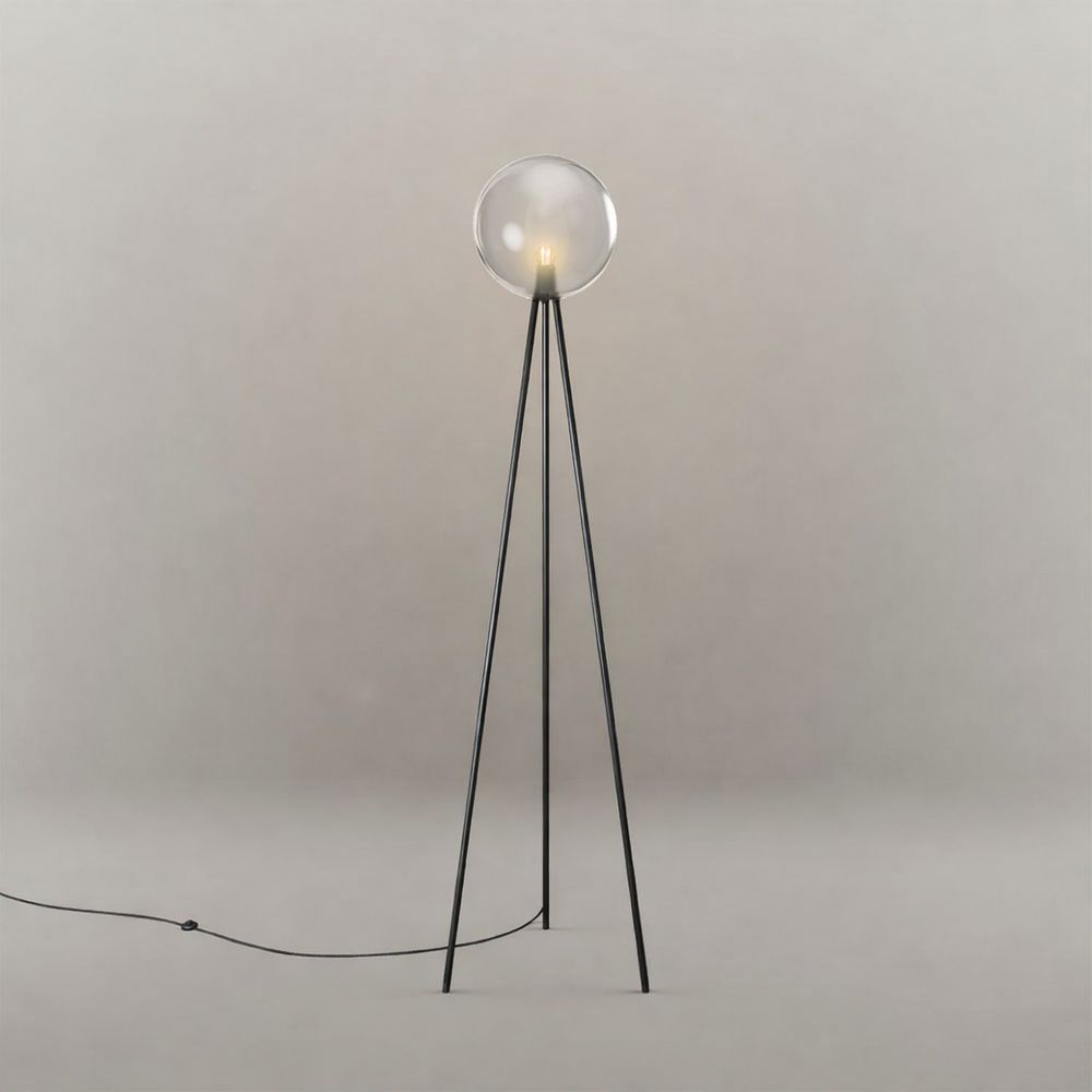 s.luce Dreibein-Stehleuchte Orb Tripod 160cm mit Glaskugel, modernes Design, stimmungsvolles Licht für Dein Zuhause.