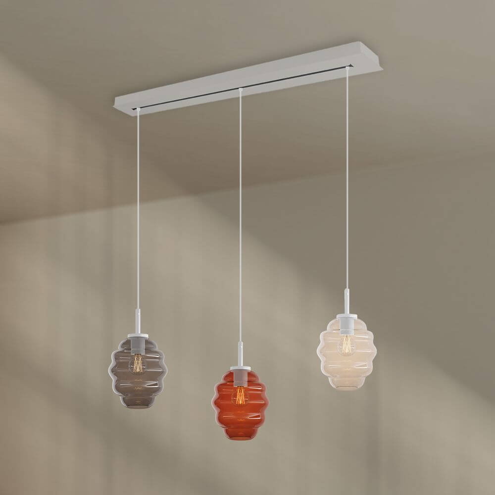s.luce Echos Esstisch-Hängelampe 3-flammig 120cm Ø 18cm in Rauchtönen und Cognac-Farbe.