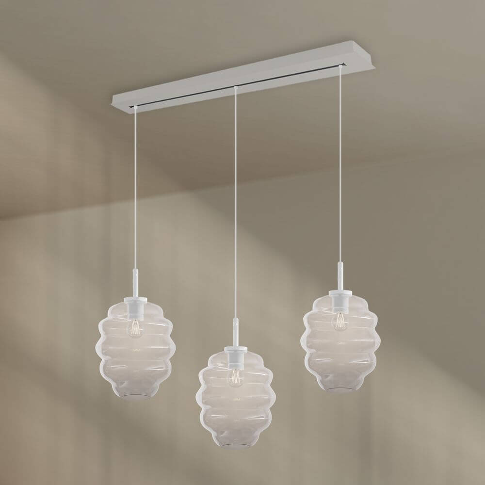 s.luce Echos Esszimmer-Hängeleuchte 3-flammig mit gläsernen Lampekörpern und modernem Design.