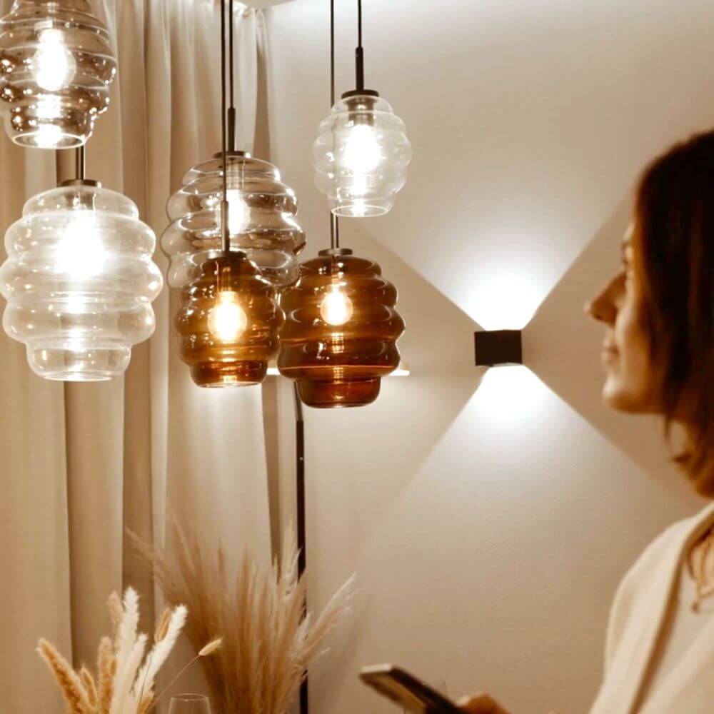 s.luce Echos Esstischlampe 3-flammig 120cm Ø 18/25cm mit modernen Glaskörpern und warmem Licht.