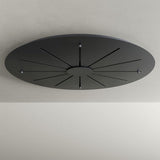 Schwarzer Baldachin in ovaler Form mit dekorativem Design für moderne Leuchten.