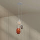 Alt Tag: s.luce Echos Galerieleuchte 3-flammig Ø 40cm Baldachin Ø 18/25cm mundgeblasene Glas-Pendelleuchte in drei Farben für hohe Räume